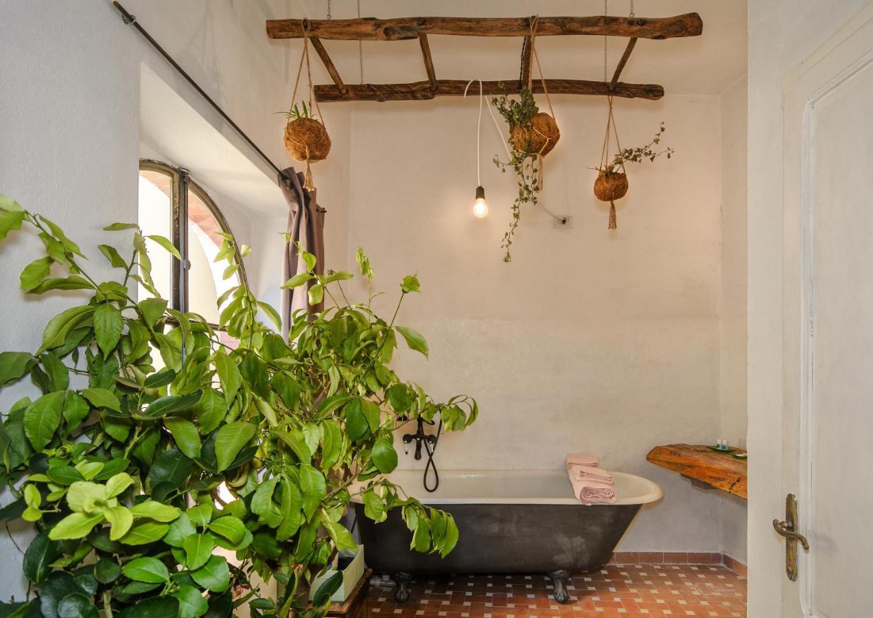 La Limonaia Di Casagrande Villa Barga Bagian luar foto