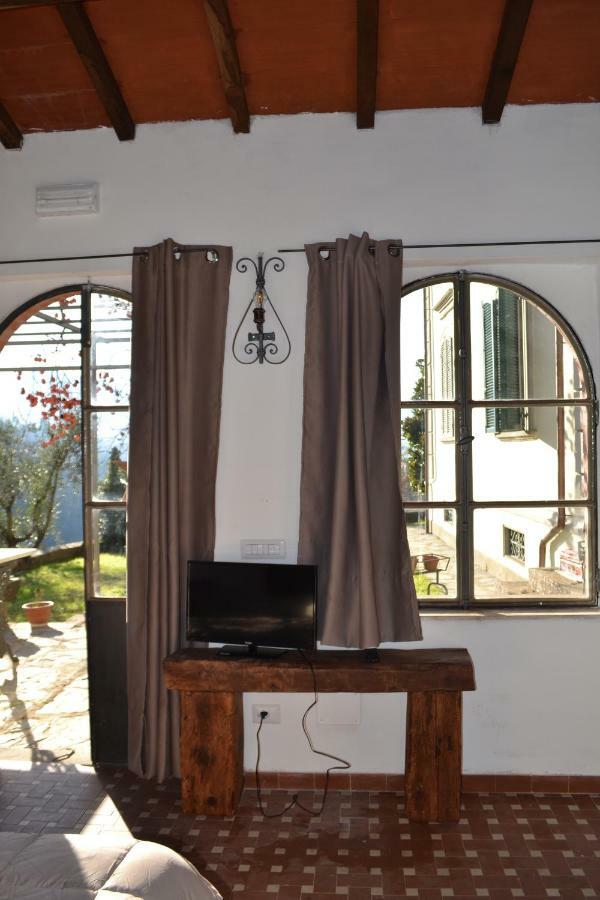 La Limonaia Di Casagrande Villa Barga Bagian luar foto